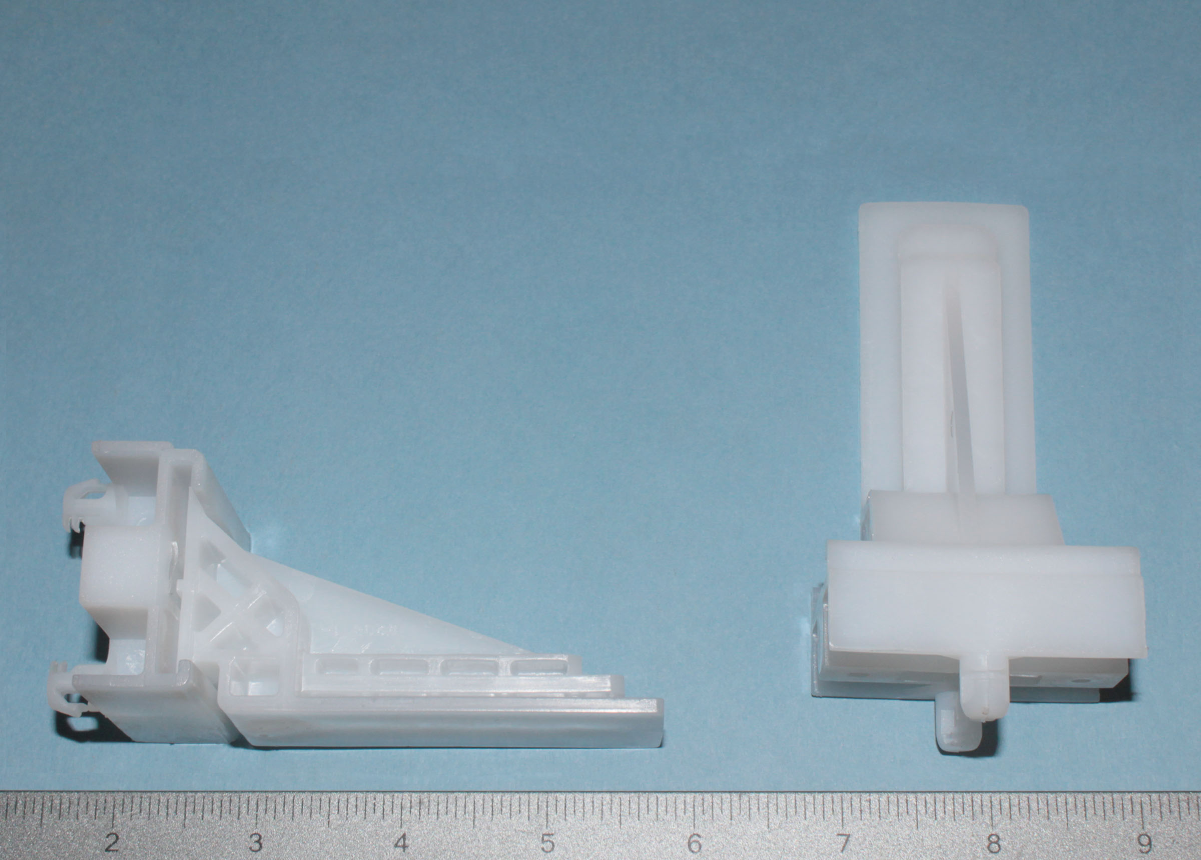 6409 Under Mount Drawer Slide Socket 8mm pegs $85.00 / 100